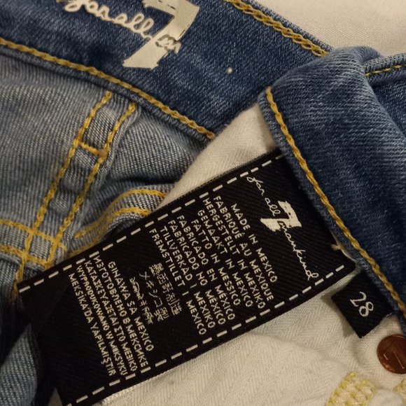 7 FOR ALL MANKIND - JEANS - LIGHT WASH - SIZE 28 (EUC) - Picture 3 of 3